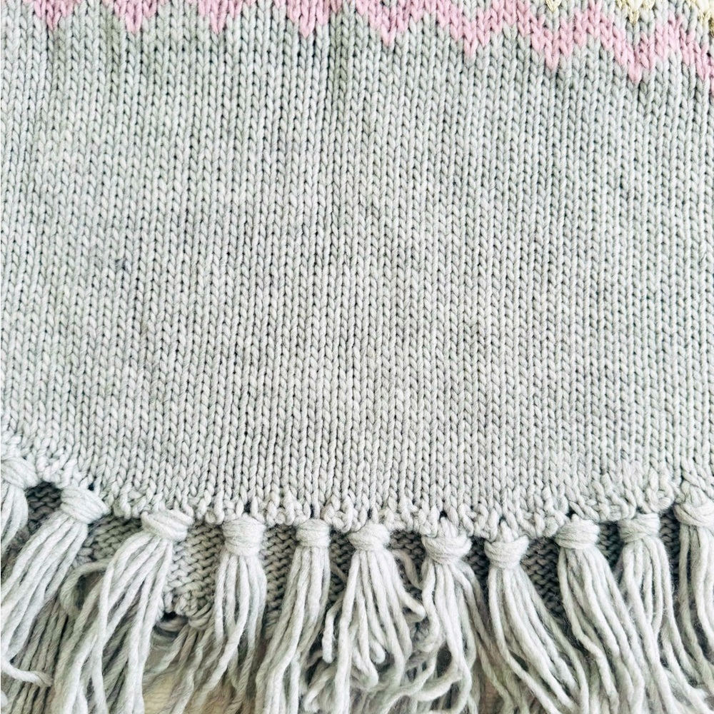 H&M Grey Shawl - Picture 4 of 4